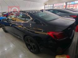 جنسس G70
